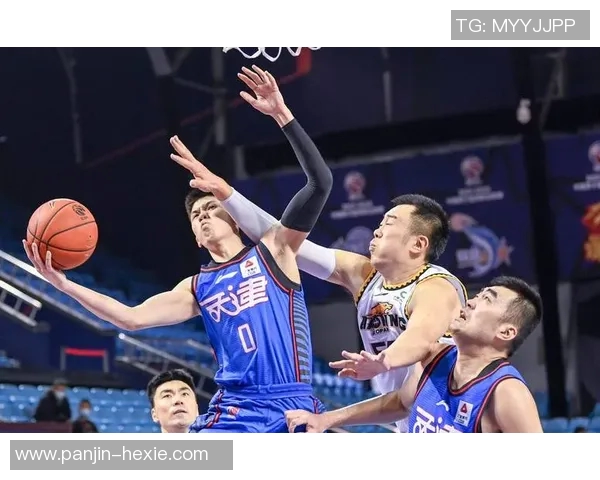 杭州篮球队区域防守分析:优劣势及改进建议探讨 杭州篮球队区域防守分析:优劣势及改进建议探讨