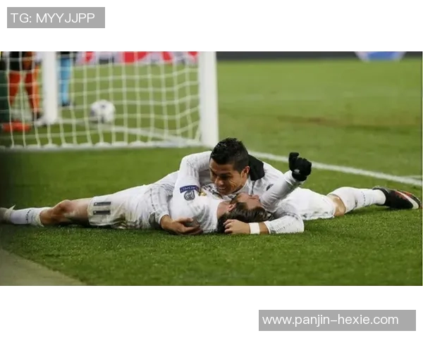 足球明星精彩瞬间回顾皇马传奇球员的辉煌历程与激情时刻